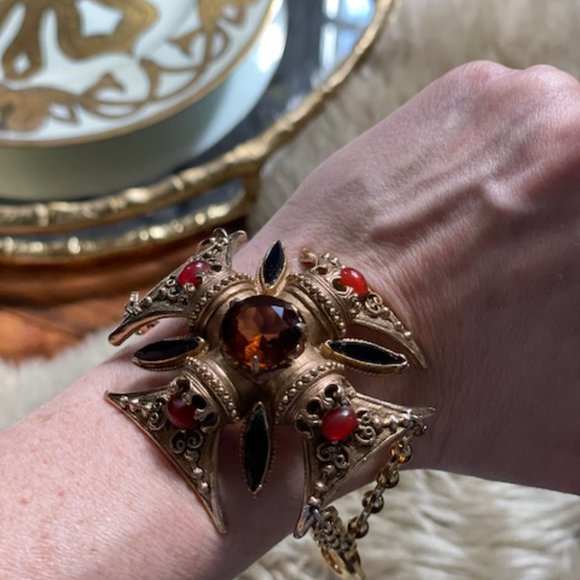 Custom Vintage Bracelet - Picture 10 of 12